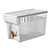 موزع عصير مع صنبور ذهبي