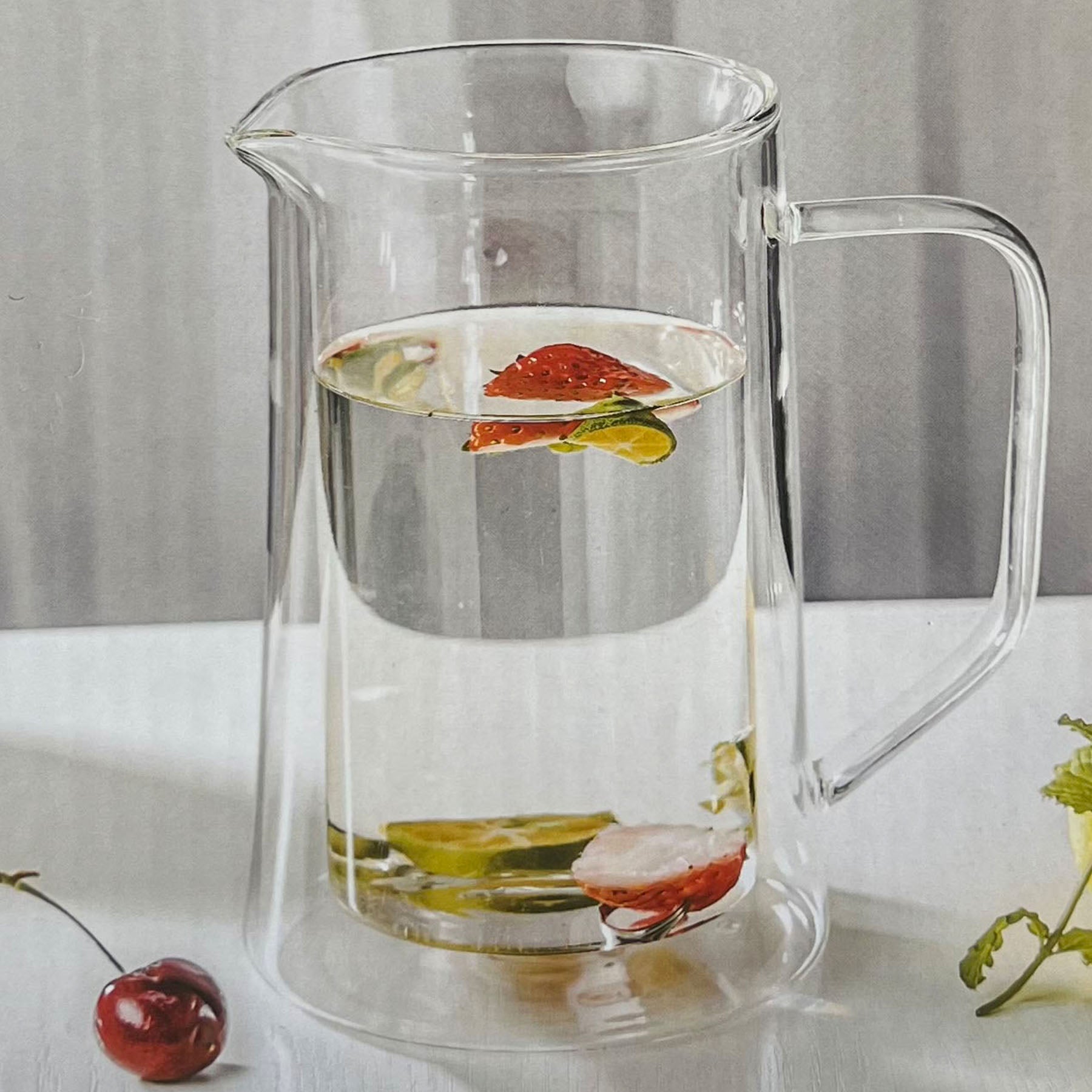 Double wall glass carafe