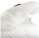 غطاء سرير استخدام مرة واحدة - أبيض