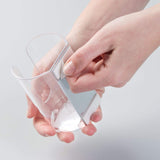 موزع أكواب لاصق