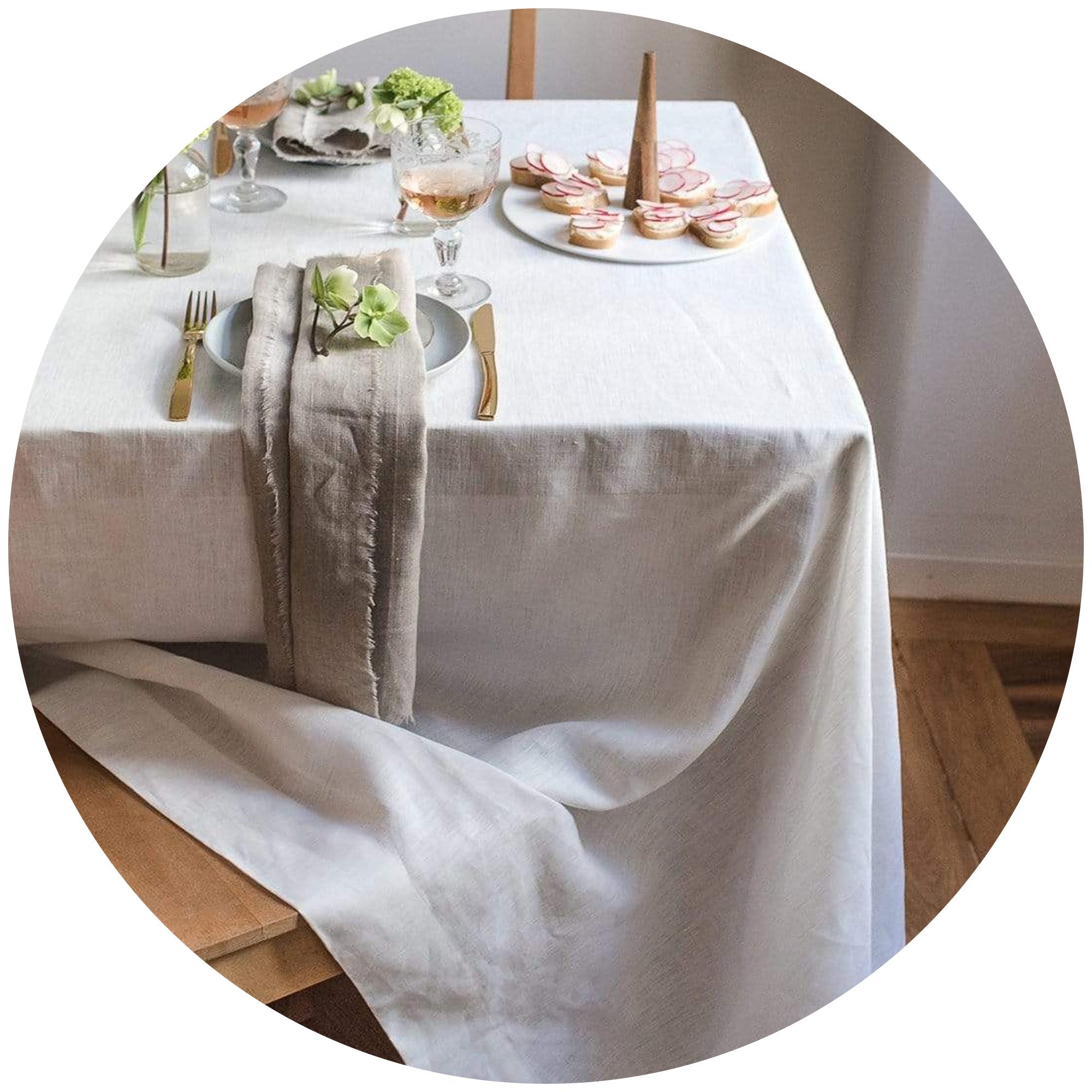 Kitchen Table & Linens – TrueValue