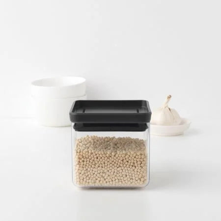 SQUARE CANISTER Capacity volume (ltr): 0.7 litres