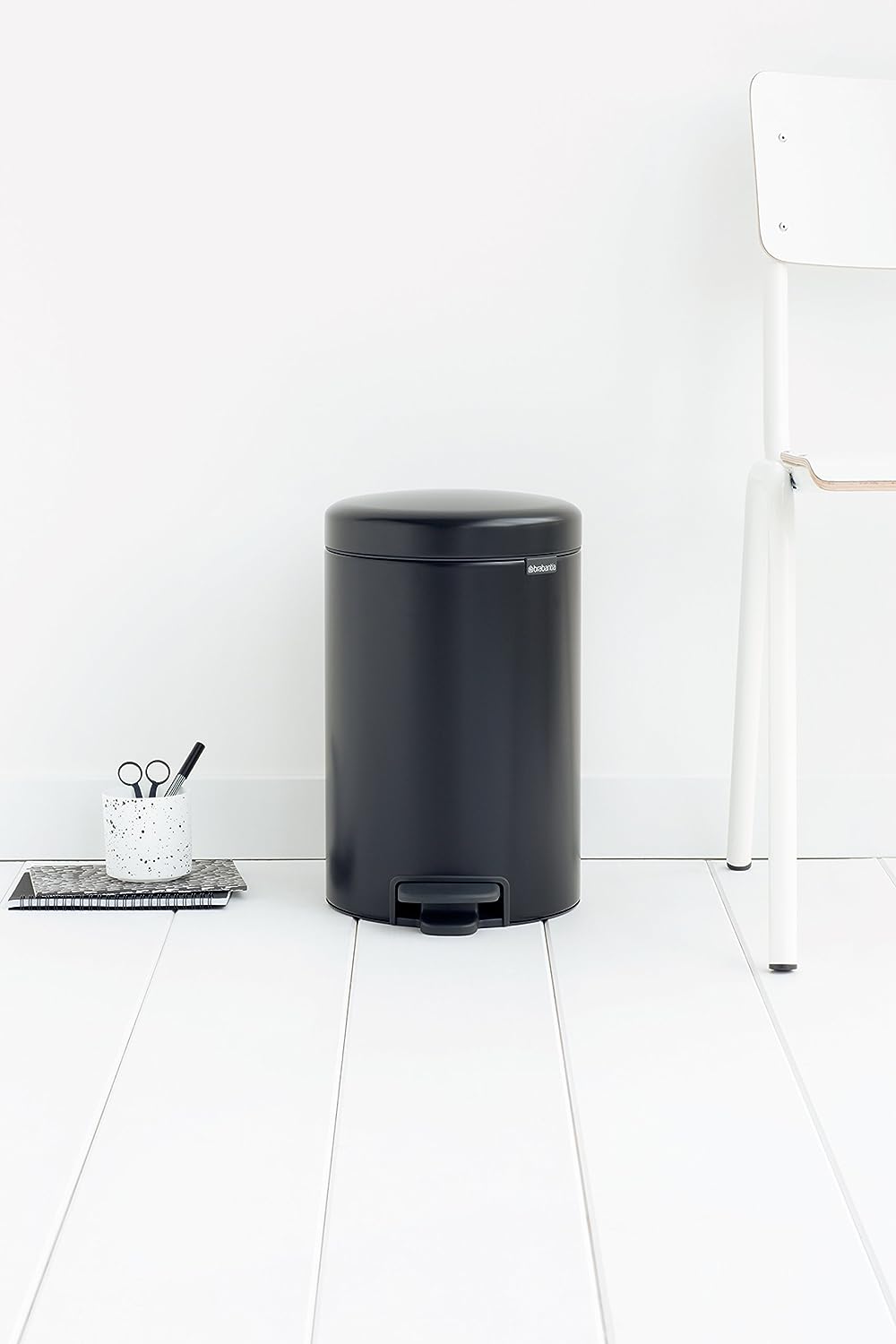 Pedal Bin, Matt blackCapacity: 12 liter