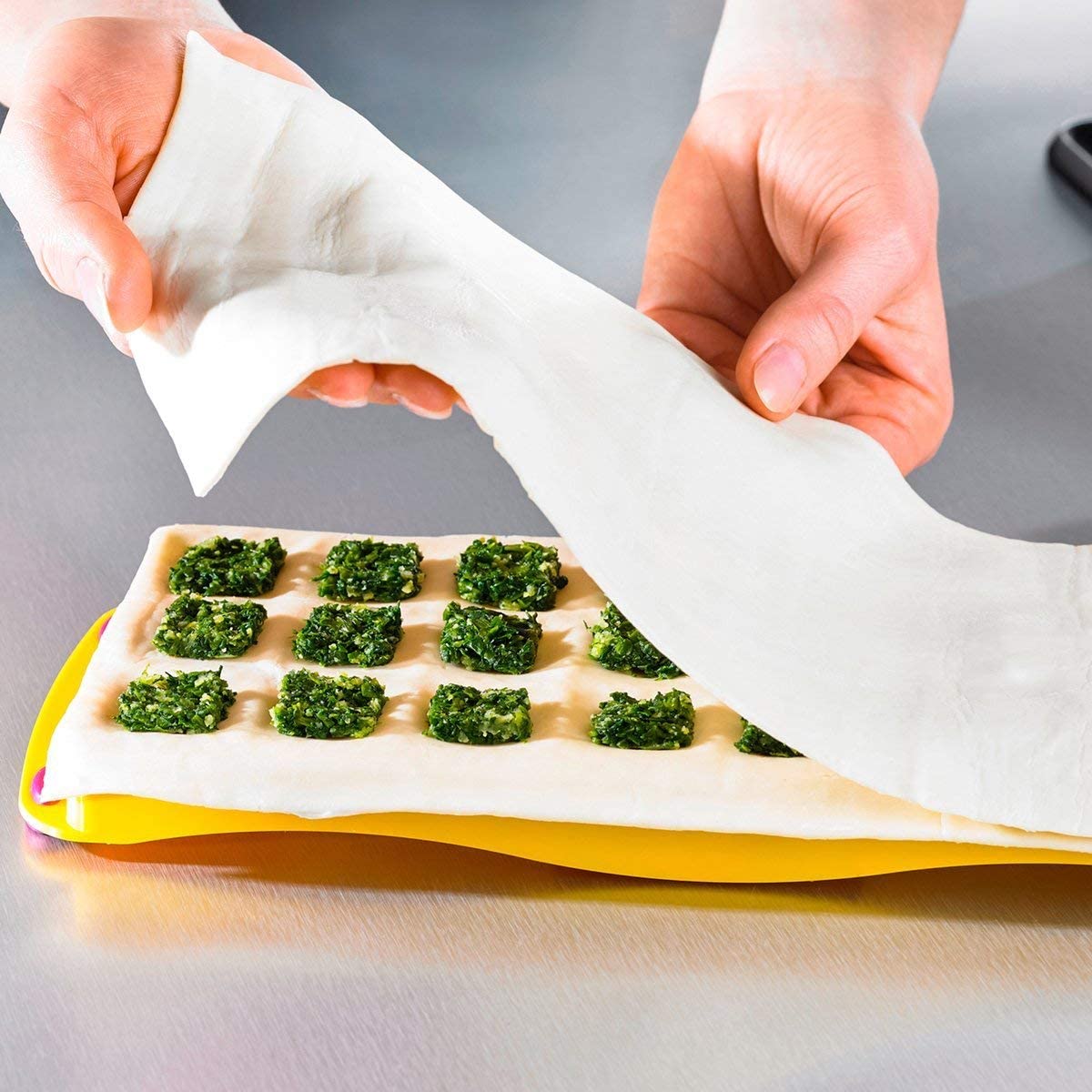 Ravioli Presses, Yellow