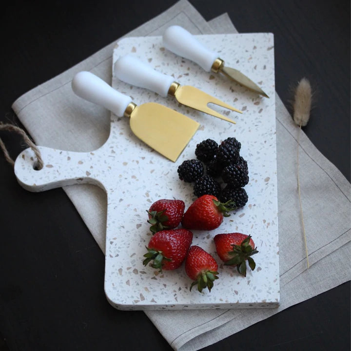 Cheese knife set