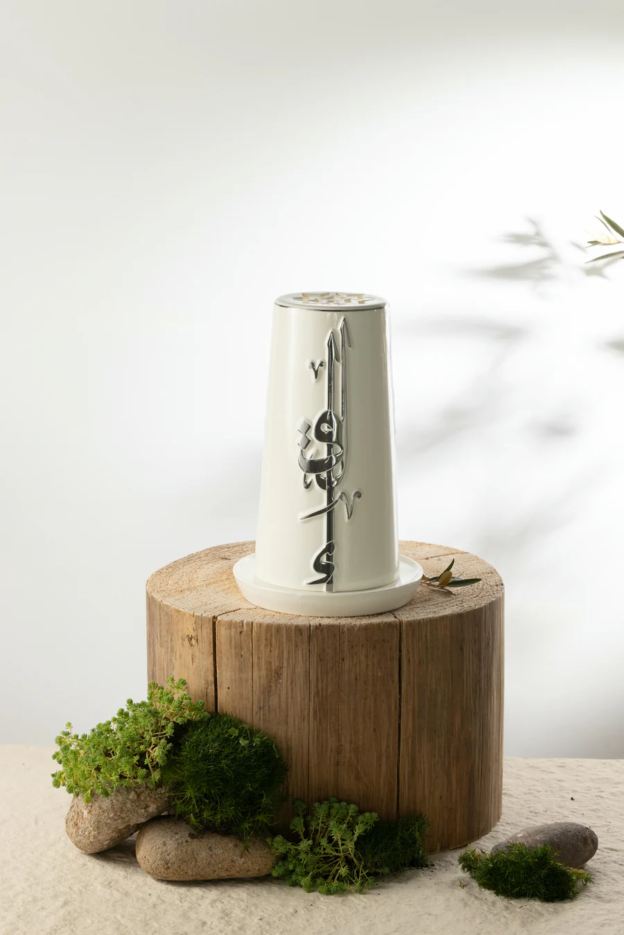 Large Electronic Candle - Pearl White + Silver