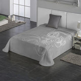 King Embossed Spanish Blanket, 220 x 240 cm